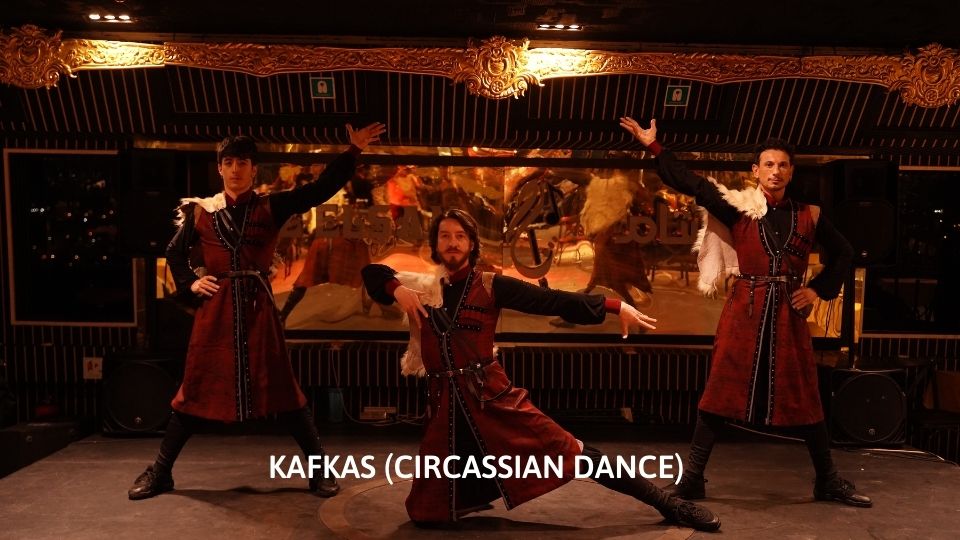 BOSPHORUS DINNER CRUISE & TURKISH NIGHT SHOW (CLOSE TO SHOW TABLE VIP LARGE MENU WITH DRINKS)