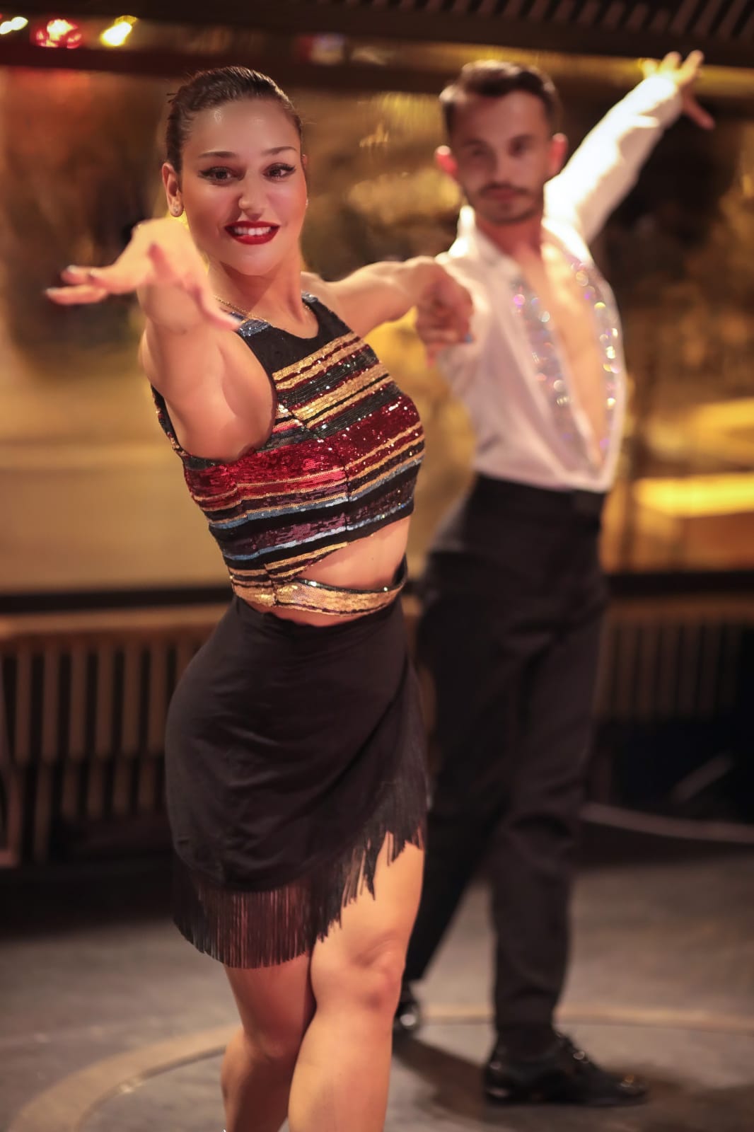 BOSPHORUS DINNER CRUISE & TURKISH NIGHT SHOW (CLOSE TO SHOW TABLE VIP LARGE MENU WITH DRINKS)