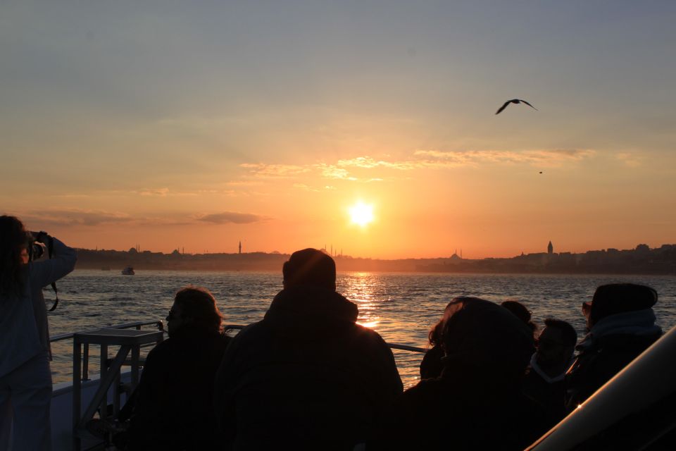  BEST Bosphorus Sunset Sail- Luxury Yacht Cruise - Self Coming - WITH PROFESSIONAL GUIDE 